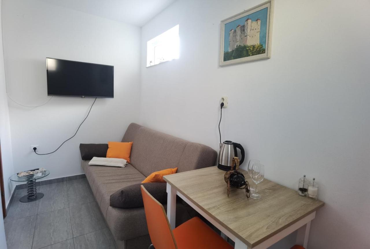 Studio Apartment Lipa Сен Екстериор снимка